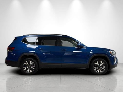 mountain lake blue metallic 2026 Volkswagen Atlas 2.0T SE
