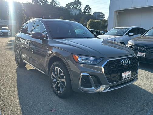 2023 Audi Q5 45 S line Premium Plus