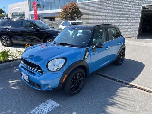 2016 MINI Countryman Cooper S