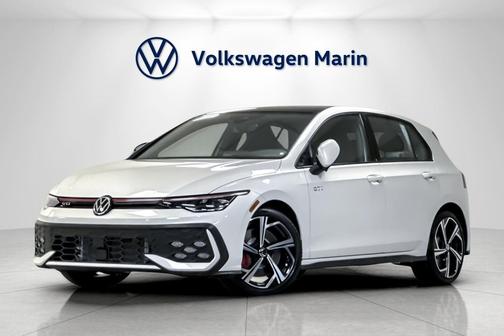 2025 Volkswagen Golf GTI 2.0T SE DSG
