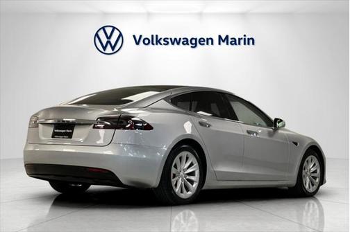 2017 Tesla Model S 75D