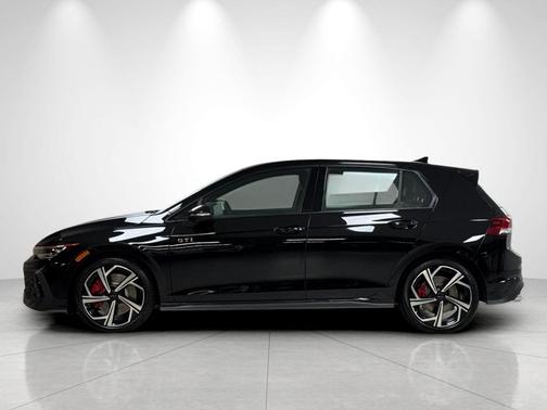 mythos black metallic 2026 Volkswagen Golf GTI 2.0T SE DSG