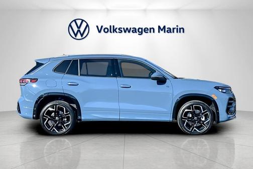 2026 Volkswagen Tiguan 2.0T SEL R-Line 4MOTION