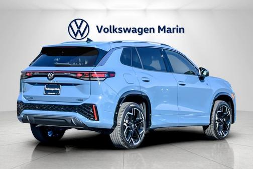 2026 Volkswagen Tiguan 2.0T SEL R-Line 4MOTION