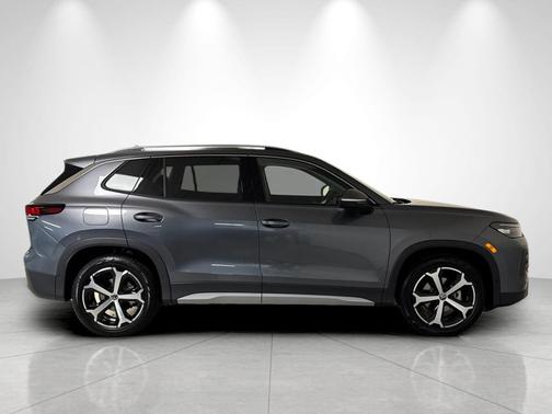 Platinum Gray Metallic 2026 Volkswagen Tiguan 2.0T SE