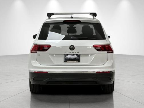 Opal White Pearl 2023 Volkswagen Tiguan 2.0T SE