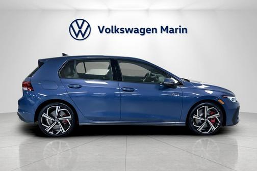 2025 Volkswagen Golf GTI 2.0T SE DSG