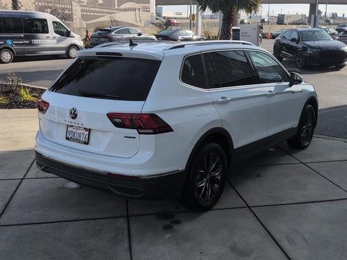 2022 Volkswagen Tiguan 2.0T SE 4MOTION
