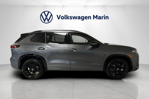 2026 Volkswagen Tiguan 2.0T SE R-Line Black 4MOTION