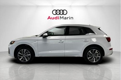 2024 Audi Q5 45 S line Premium Plus