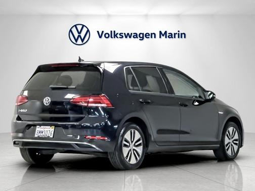 2019 Volkswagen e-Golf SE