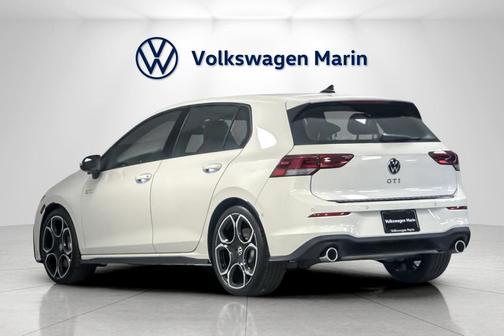 2025 Volkswagen Golf GTI 2.0T S DSG