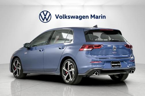 2026 Volkswagen Golf GTI 2.0T SE DSG