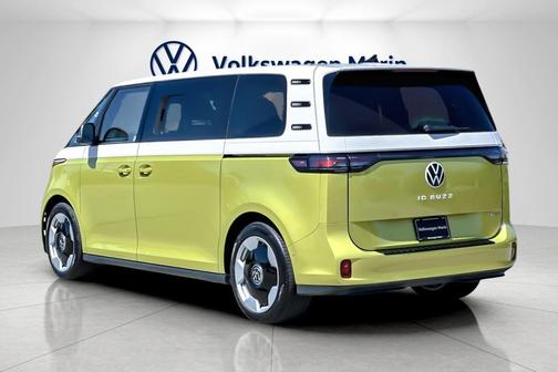 2025 Volkswagen ID. Buzz Pro S Plus with 4MOTION