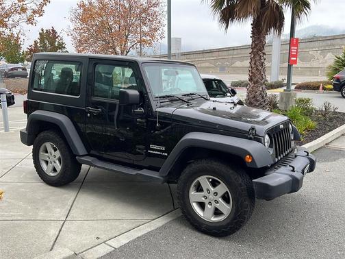 2017 Jeep Wrangler Sport