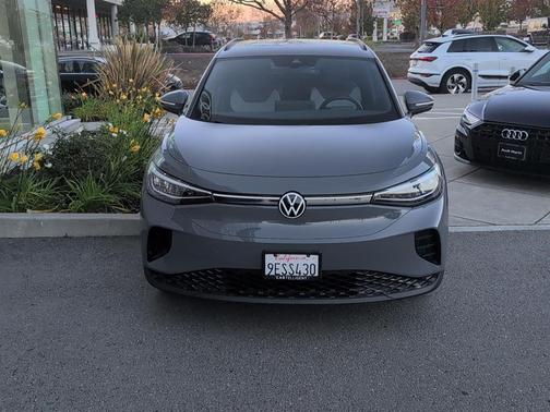 2023 Volkswagen ID.4 Pro