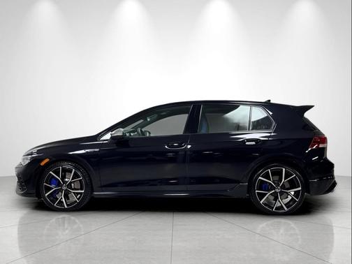 Deep Black Pearl 2024 Volkswagen Golf R 2.0T Manual