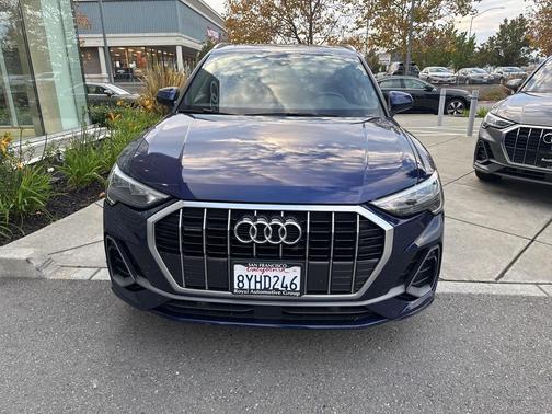 2022 Audi Q3 45 S line Premium