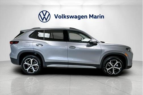 2025 Volkswagen Tiguan 2.0T SE 4MOTION