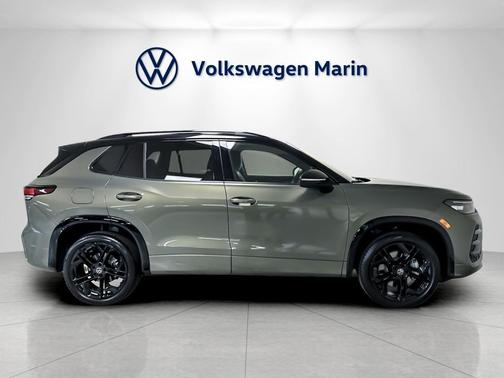 2026 Volkswagen Tiguan 2.0T SE R-Line Black 4MOTION