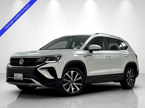 Pure White 2022 Volkswagen Taos 1.5T SE