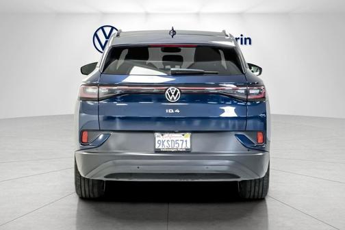 2023 Volkswagen ID.4 Pro