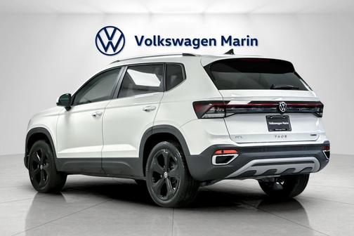 2026 Volkswagen Taos SEL