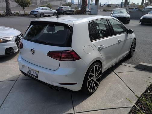 2019 Volkswagen Golf R 2.0T DSG