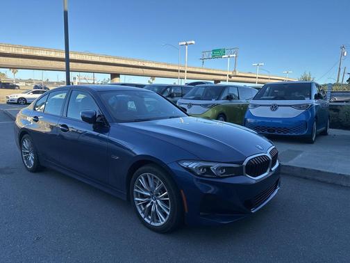 2023 BMW 330e Base