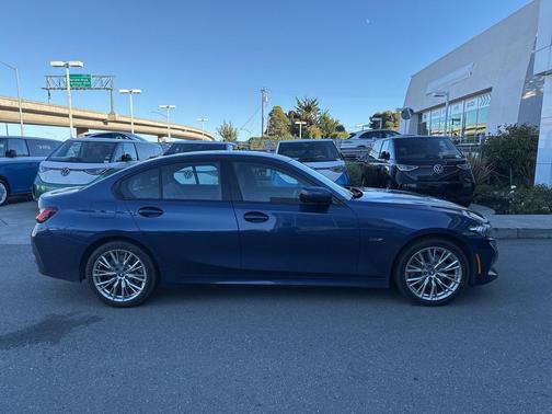 2023 BMW 330e Base