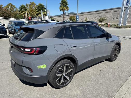 2023 Volkswagen ID.4 AWD Pro S