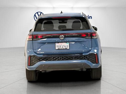 monterey blue pearl 2026 Volkswagen Tiguan 2.0T SEL R-Line 4MOTION