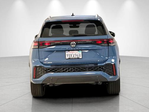 monterey blue pearl 2026 Volkswagen Tiguan 2.0T SEL R-Line 4MOTION