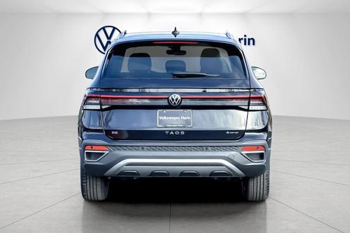 2026 Volkswagen Taos SE