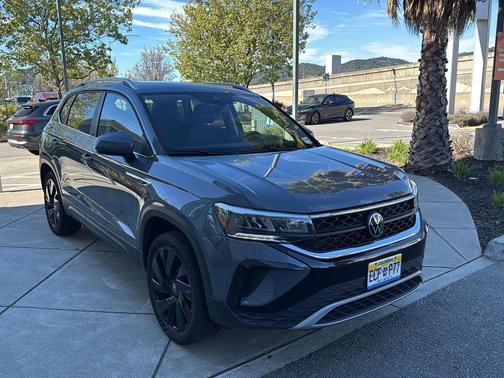 2023 Volkswagen Taos 1.5T SE