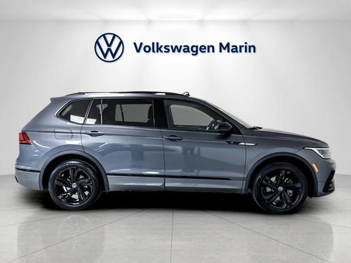 2024 Volkswagen Tiguan 2.0T SE R-Line Black 4MOTION