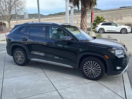 2025 Volkswagen Tiguan 2.0T S