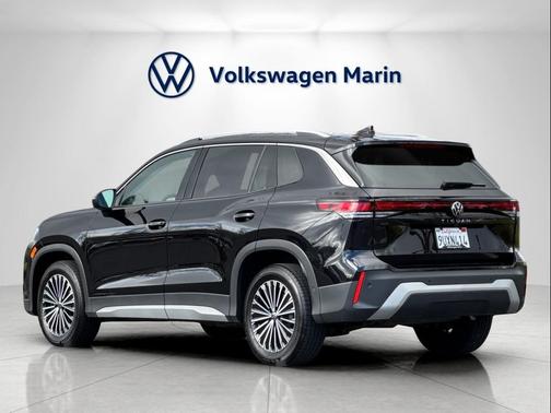 2025 Volkswagen Tiguan 2.0T S