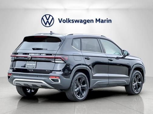 2026 Volkswagen Taos SEL