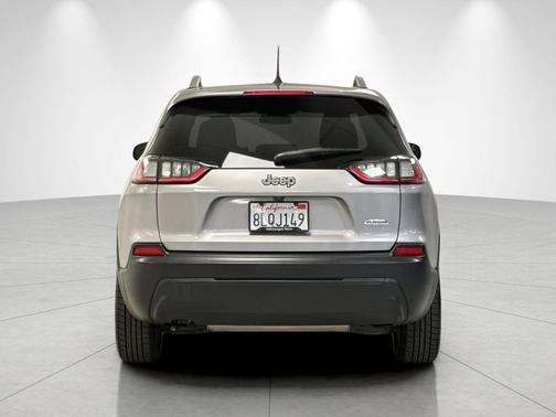 Billet Silver Metallic Clearcoat 2019 Jeep Cherokee Latitude