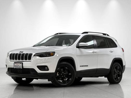 Bright White Clearcoat 2021 Jeep Cherokee Altitude