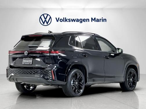 2026 Volkswagen Tiguan 2.0T SE R-Line Black 4MOTION