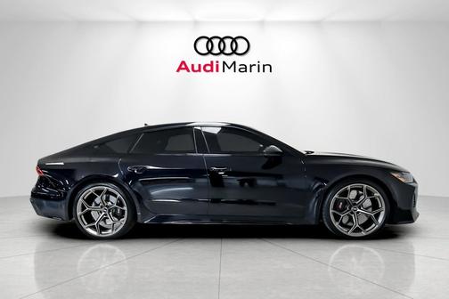 2024 Audi RS 7 4.0T Performance