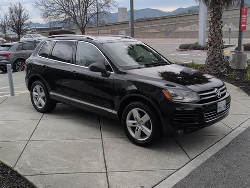 2014 Volkswagen Touareg TDI Lux