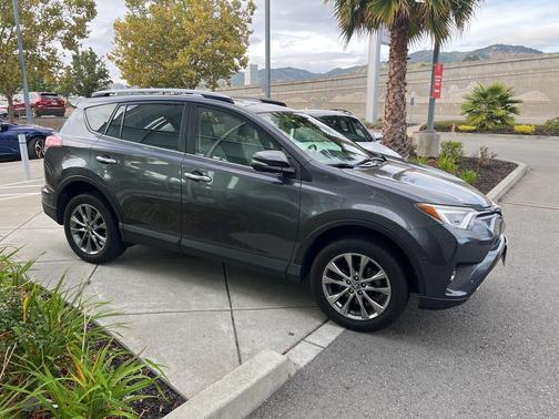 2017 Toyota RAV4 Limited