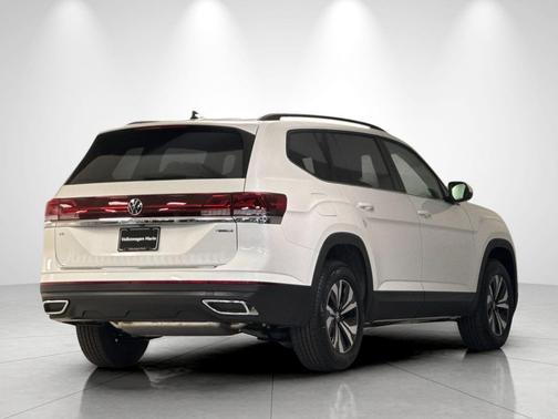 opal white pearl 2026 Volkswagen Atlas 2.0T SE