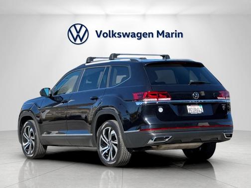 Deep Black Pearl 2023 Volkswagen Atlas 2.0T SEL