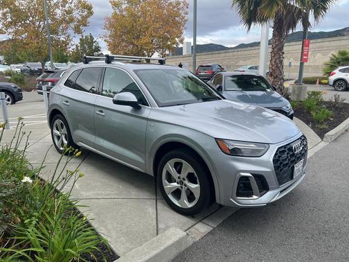 2022 Audi Q5 45 S line Premium Plus