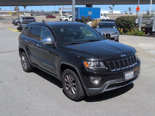 Brilliant Black Crystal Pearlcoat 2014 Jeep Grand Cherokee Limited