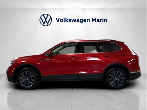 Kings Red Metallic 2023 Volkswagen Tiguan 2.0T SE
